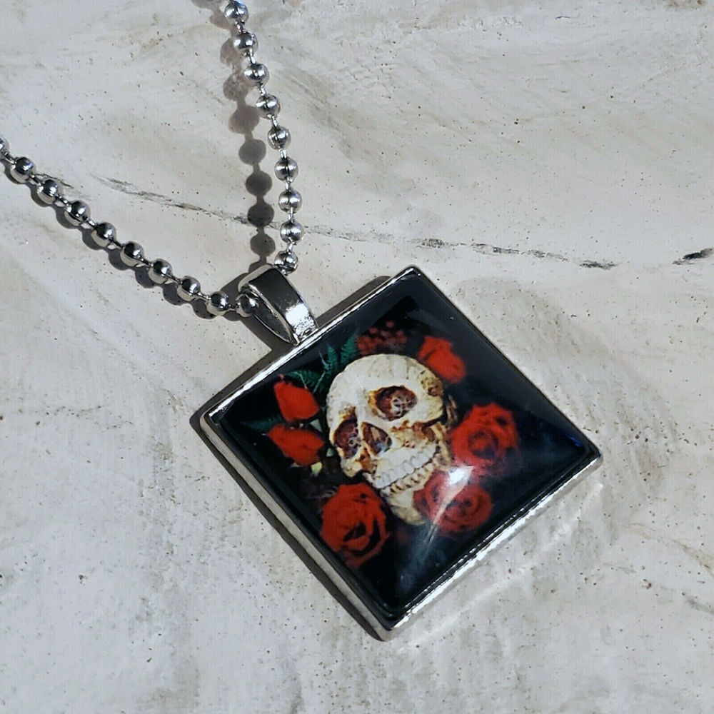 Hand Crafted Edgy Goth Skull Red Roses on Black Glass Cabochon Pendant Necklace - Picture 2 of 4